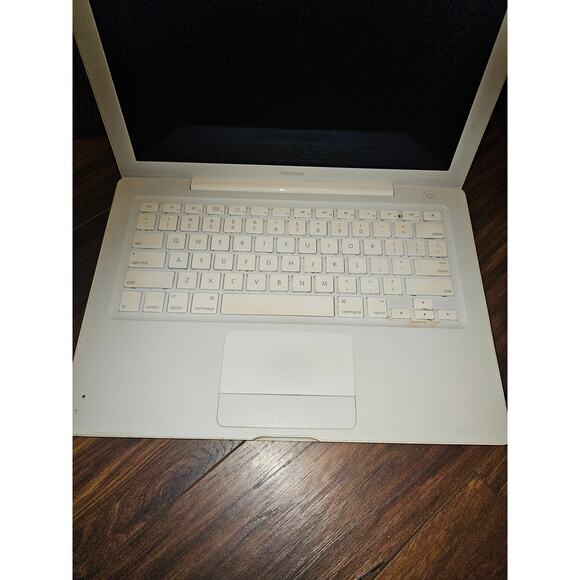Apple MacBook White (A1181) – Untested / For Parts or Repair - Picture 5 of 5